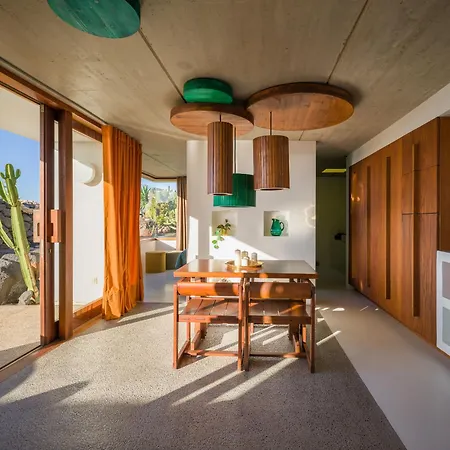 Canaryislandshost I Soul