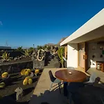 Canaryislandshost I Soul Famara