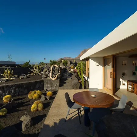 Canaryislandshost I Soul Фамара